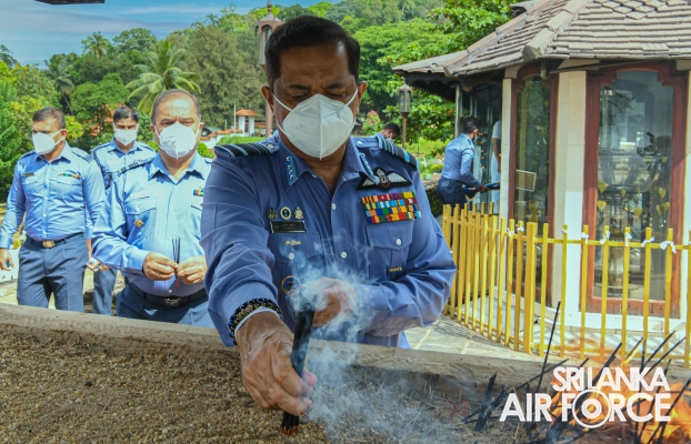 SLAF CONDUCTS ANNUAL RELIGIOUS CEREMONY AT THE TEMPLE OF THE
SACRED TOOTH IN KANDY