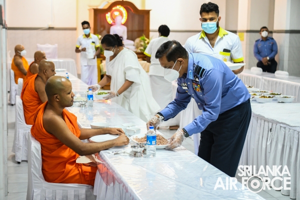 SLAF CONDUCTS ANNUAL RELIGIOUS CEREMONY AT THE TEMPLE OF THE
SACRED TOOTH IN KANDY