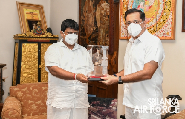 SLAF CONDUCTS ANNUAL RELIGIOUS CEREMONY AT THE TEMPLE OF THE
SACRED TOOTH IN KANDY
