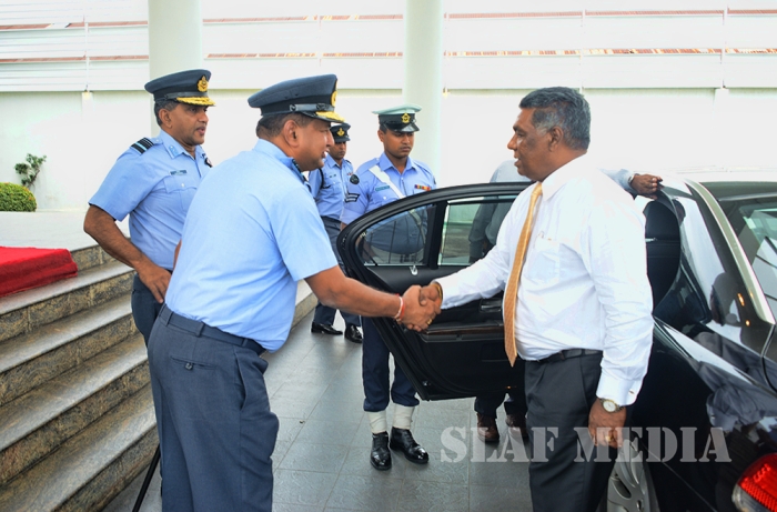 Secretary to the Ministry of Defence Visits SLAF Air Operations Room