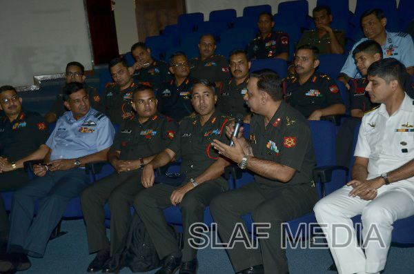A Delegation from the Indian Army Higher Command Course Visits
Air Force Headquarters