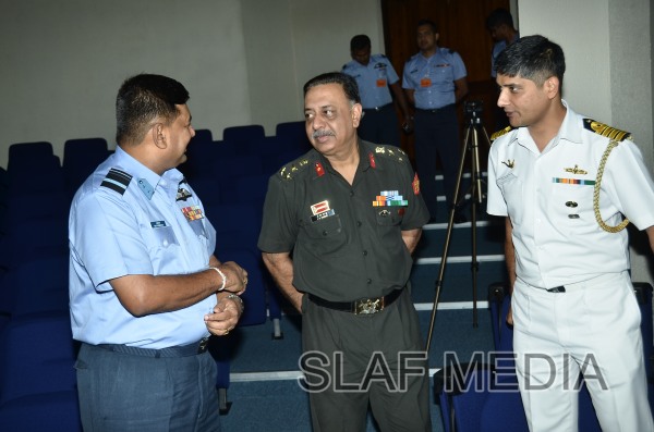 A Delegation from the Indian Army Higher Command Course Visits
Air Force Headquarters