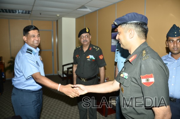 A Delegation from the Indian Army Higher Command Course Visits
Air Force Headquarters
