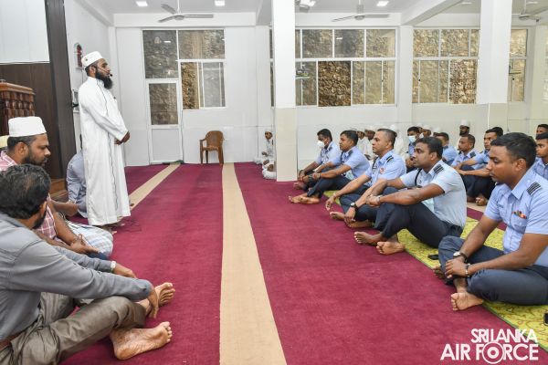 SLAF
COMBAT TRAINING SCHOOL DIYATALAWA PROUDLY CELEBRATES 70TH ANNIVERSARY