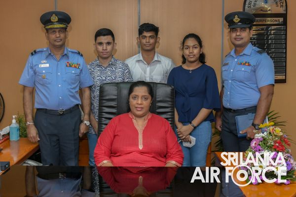 DONATION OF GIFT PACKS BY SLAF SEVA VANITHA UNIT