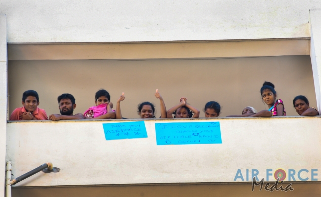 SLAF Band Conducts Entertainment Program for Residence of Randiya Uyana Housing Scheme in Thotalaga