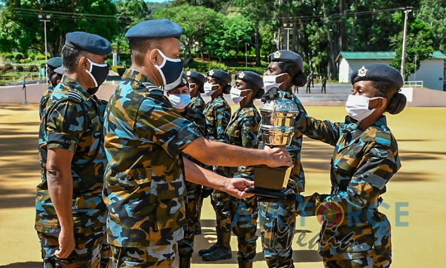 SLAF Combat Training School at Diyatalawa Conducts Fall Out Parade