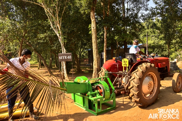 SECOND STOCK OF ORGANIC FERTILIZER MANUFACTURED BY SLAF HANDED OVER TO CEYLON FERTILIZER COMPANY LIMITED ‘LAK POHORA’