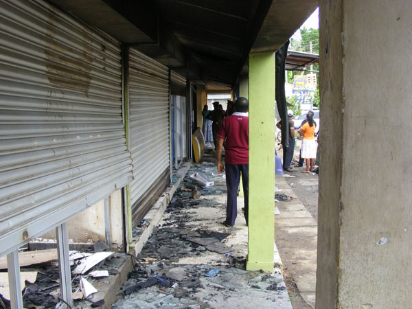 තිස්ස ගින්නෙන් බේරා ගැනේ