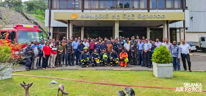 SLAF FIRE SERVICE CONDUCTS AWARENESS PROGRAMME AT SAMANALAWEWA HYDROPOWER STATION