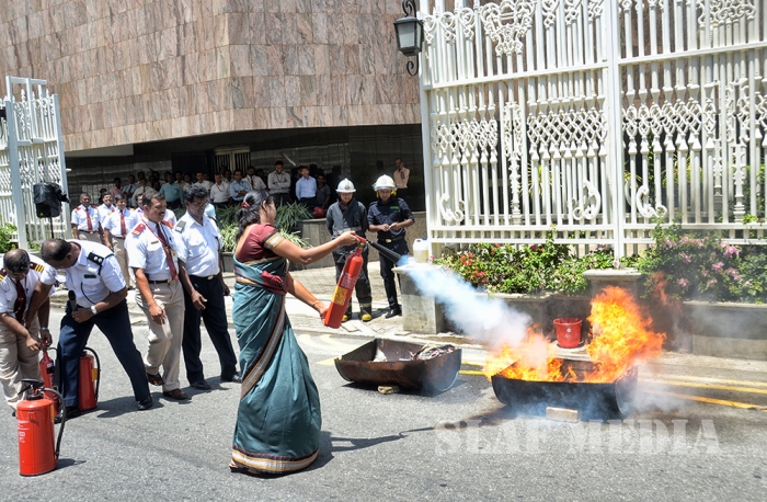SLAF Assists to Conduct Fire Drill at Central Bank