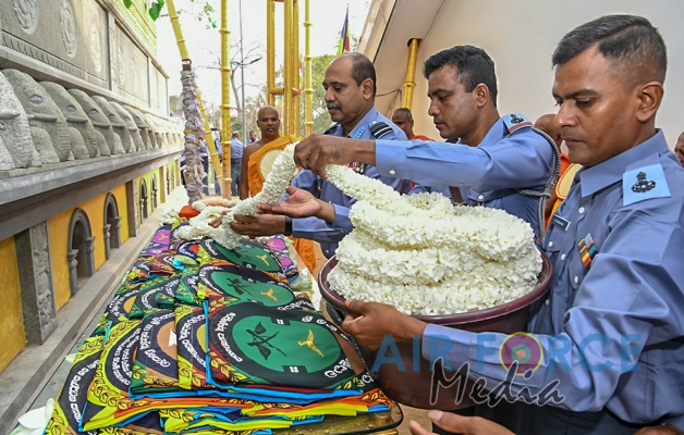 Flag Blessing Ceremony at ‘Sri Maha Bodhi’ Anuradhapura