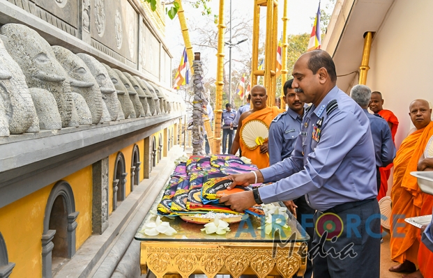 Flag Blessing Ceremony at ‘Sri Maha Bodhi’ Anuradhapura