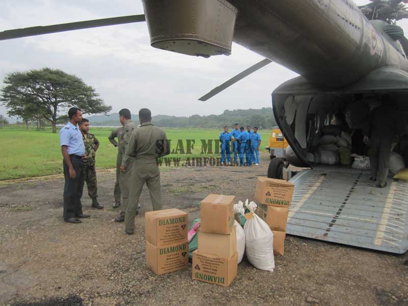 SLAF Keeps up the Flow of Relif Aid to Flood Affected Areas