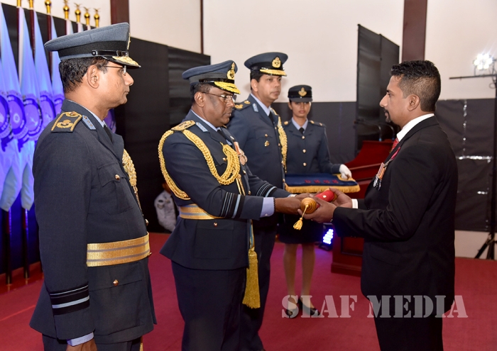 Heroes of the Sri Lanka Air Force Honoured with Gallantry Medals