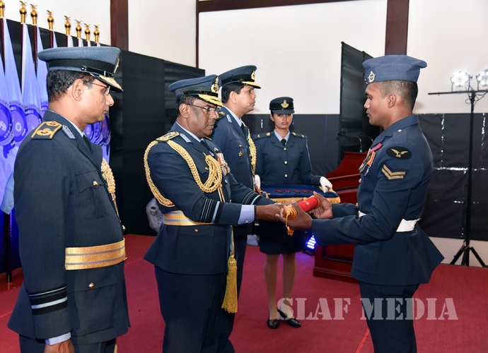 Heroes of the Sri Lanka Air Force Honoured with Gallantry Medals