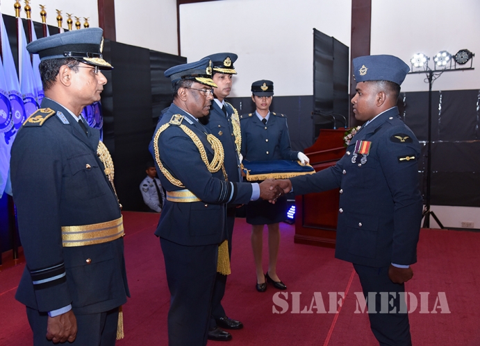 Heroes of the Sri Lanka Air Force Honoured with Gallantry Medals