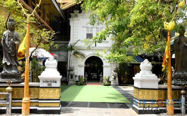 SLAF CBRNE Wing Disinfects Gangaramaya Temple in Colombo