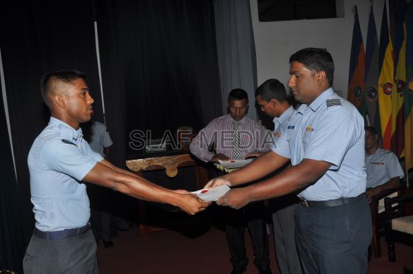 145 වෙනි සහ 147 වෙනි සාමාන්ය යාන්ත්රික ඉංජිනේරු ශිල්පී මූලික
වෘත්තීය පුහුණු පාඨමාලාව සාර්ථකව අවසන් වෙයි...