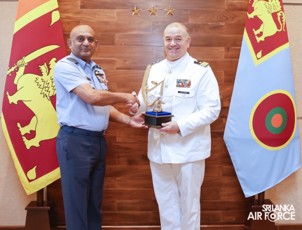 PRESIDENT
PAYS LAST RESPECTS TO FALLEN CAPTAIN PILOT OF THE LUNUWILA TRAGEDY