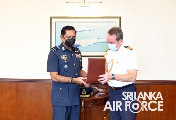 MILITARY ADVISER AT THE EMBASSY OF GERMANY IN NEW DELHI CALLS ON THE COMMANDER OF THE AIR FORCE