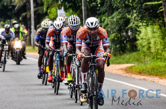 Super Wheelers Cyclist, Dharshana Prasad Wins 2nd Leg of Guwan Hamuda Papedi Sawariya 2020