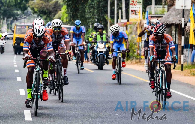 Super Wheelers Cyclist, Dharshana Prasad Wins 2nd Leg of Guwan Hamuda Papedi Sawariya 2020