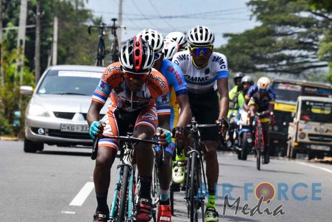Super Wheelers Cyclist, Dharshana Prasad Wins 2nd Leg of Guwan Hamuda Papedi Sawariya 2020