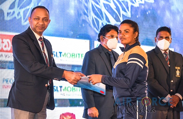 'GUWAN HAMUDA PAPEDI SAWARIYA -2021' CROSSES FINISH LINE AT KATUNAYAKE