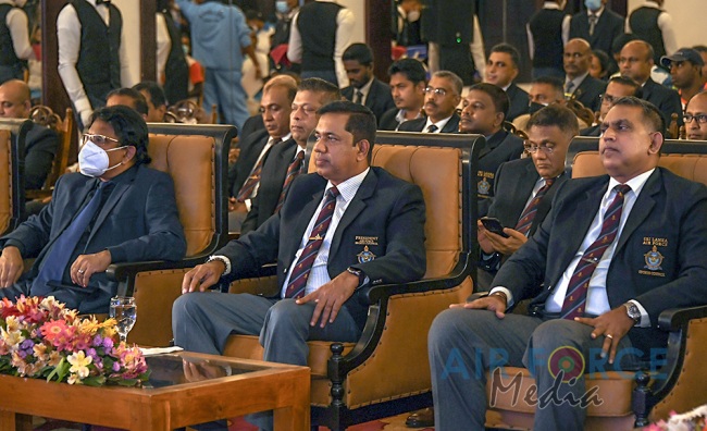 'GUWAN HAMUDA PAPEDI SAWARIYA -2021' CROSSES FINISH LINE AT KATUNAYAKE