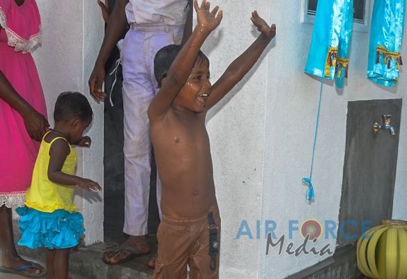 “Guwan Mithudam” Takes Off at Anuradhapura and Vavuniya
