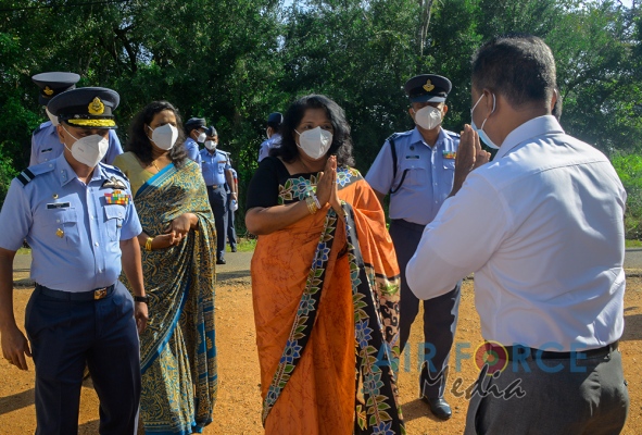 “Guwan Mithudam” Takes Off at Anuradhapura and Vavuniya