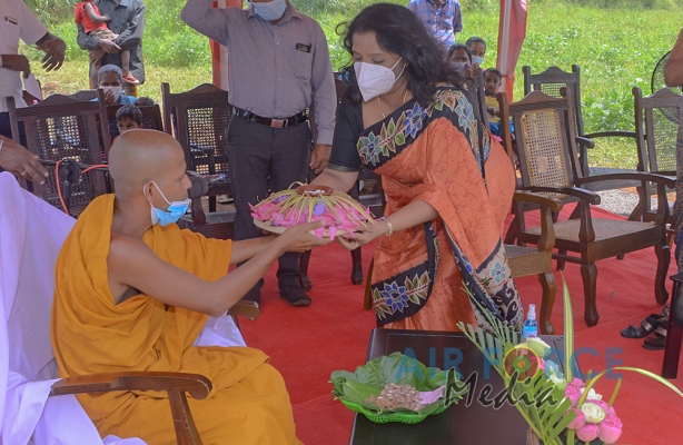 “Guwan Mithudam” Takes Off at Anuradhapura and Vavuniya