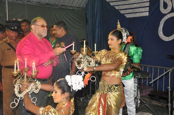 'Guwan Miyesiya' at Diyatalawa