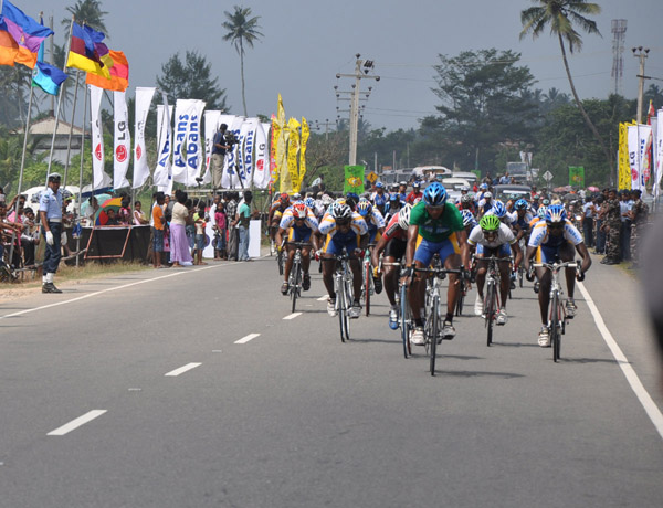 Double wins for SLAF at Guwan Hamuda Papedi Sawariya 2011