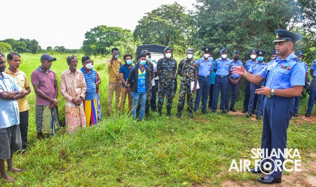 SLAF STATION MORAWEWA UNDERTAKES PADDY HARVESTING OF LOW INCOME FARMER COMMUNITY