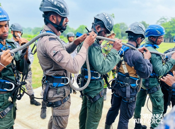 RSFTS SUCCESSFULLY CONDUCTS NO. 12 HELIBORNE OPERATION COURSE