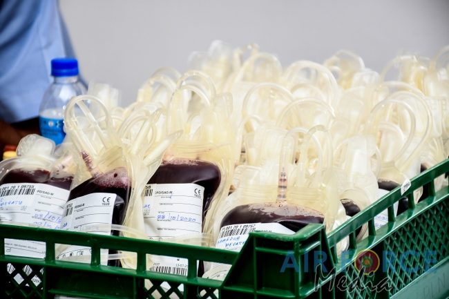 SLAF Base Hingurakgoda Conducts a Blood Donation Campaign