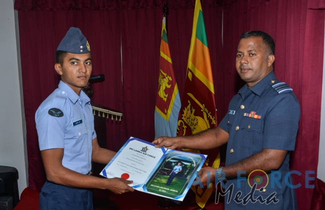 Hospitality Management School Holds Certificate Awarding Ceremony