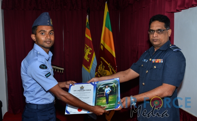 Hospitality Management School Holds Certificate Awarding Ceremony