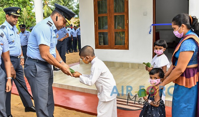 SLAF Seva Vanitha Unit Conducts a House Warming Ceremony at Ranna