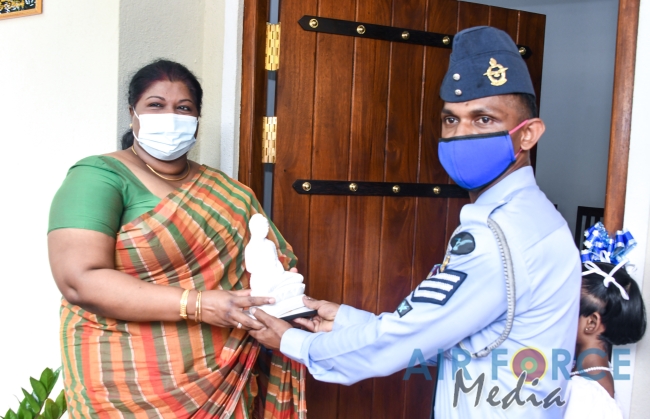 SLAF Seva Vanitha Unit Conducts a House Warming Ceremony at Mirigama