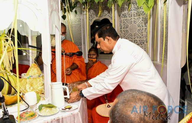 SRI LANKA AIR FORCE CONDUCTS ISLAND WIDE PIRITH CHANTING PROGRAM