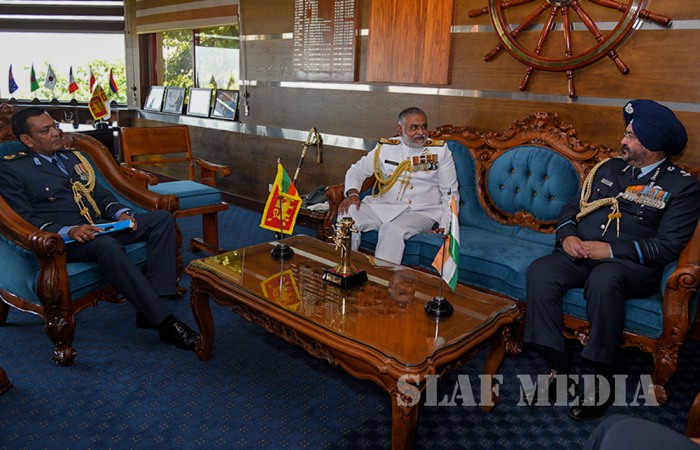 Chief of the Air Staff of Pakistan Air Force Visits Army and Navy HQ's