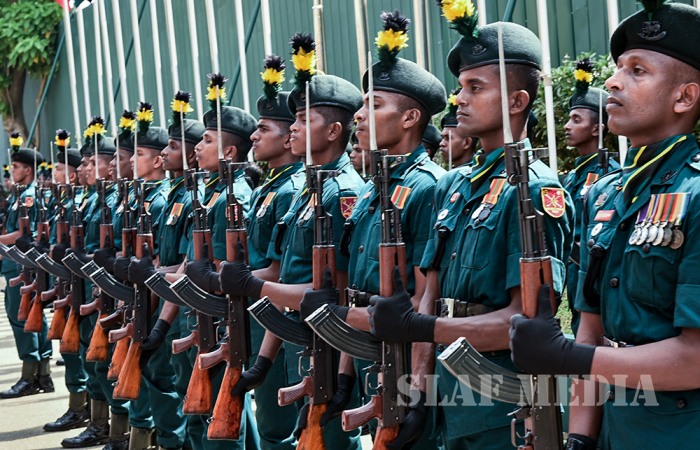 Chief of the Air Staff of Pakistan Air Force Visits Army and Navy HQ's