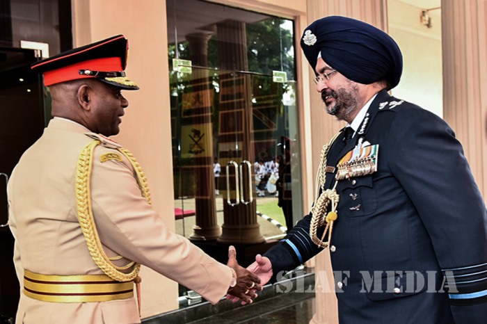 Chief of the Air Staff of Pakistan Air Force Visits Army and Navy HQ's