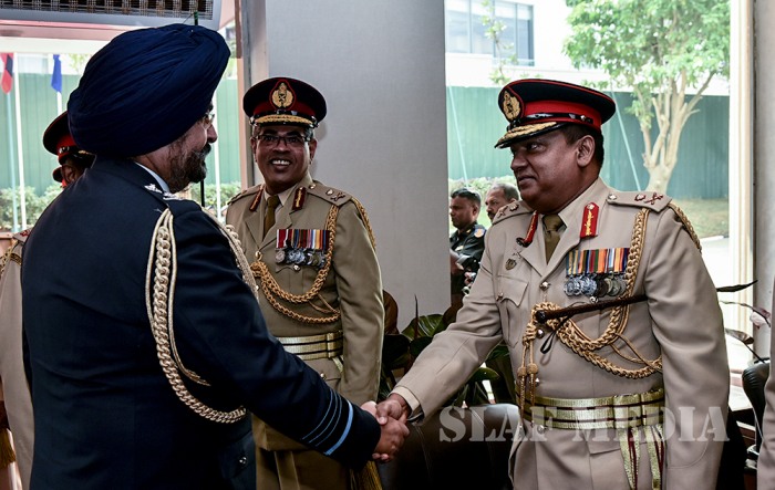 Chief of the Air Staff of Pakistan Air Force Visits Army and Navy HQ's