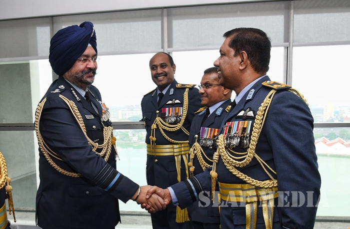 Chief of the Air Staff of the Indian Air Force Calls on the Commander