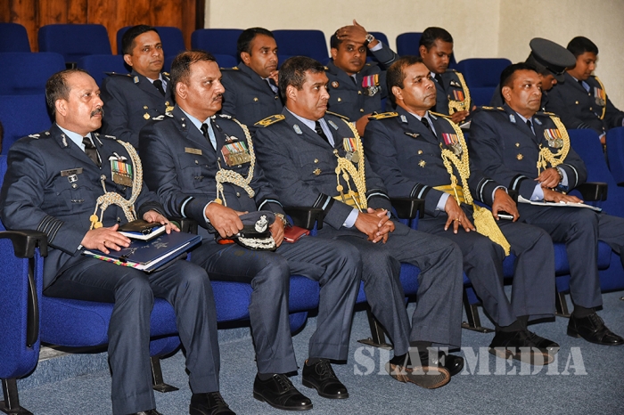 Chief of the Air Staff of the Indian Air Force Calls on the Commander