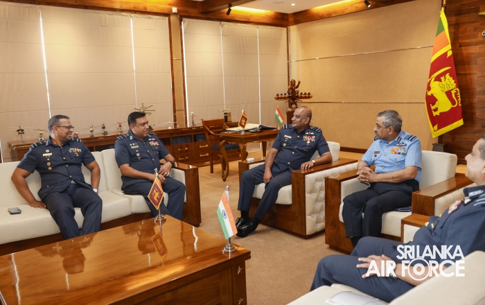 CHIEF OF INTEGRATED DEFENCE STAFF TO THE CHAIRMAN CHIEFS OF STAFF COMMITTEE CALLS ON THE COMMANDER